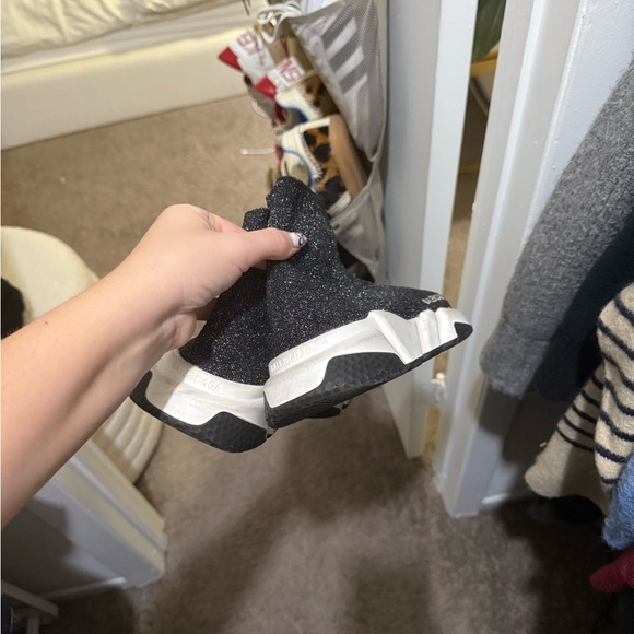 Balenciaga shoes - Picture 2 of 3